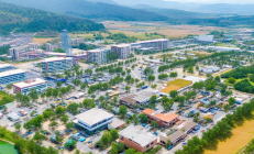 隆回县“千户瑶寨”搬迁社区建成，配套产业园提供3000岗位助力乡村振兴