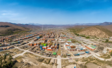 隆回县“千户瑶寨”搬迁社区建成，配套产业园助力就业，提供3000岗位