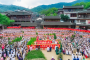双清区创新举措：孝老礼入村规民约，重阳节表彰百名孝心模范